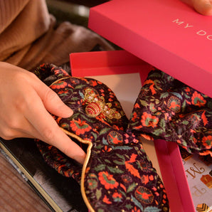 PINK & GOLD BEE PATTERNED SLEEP EYE MASK